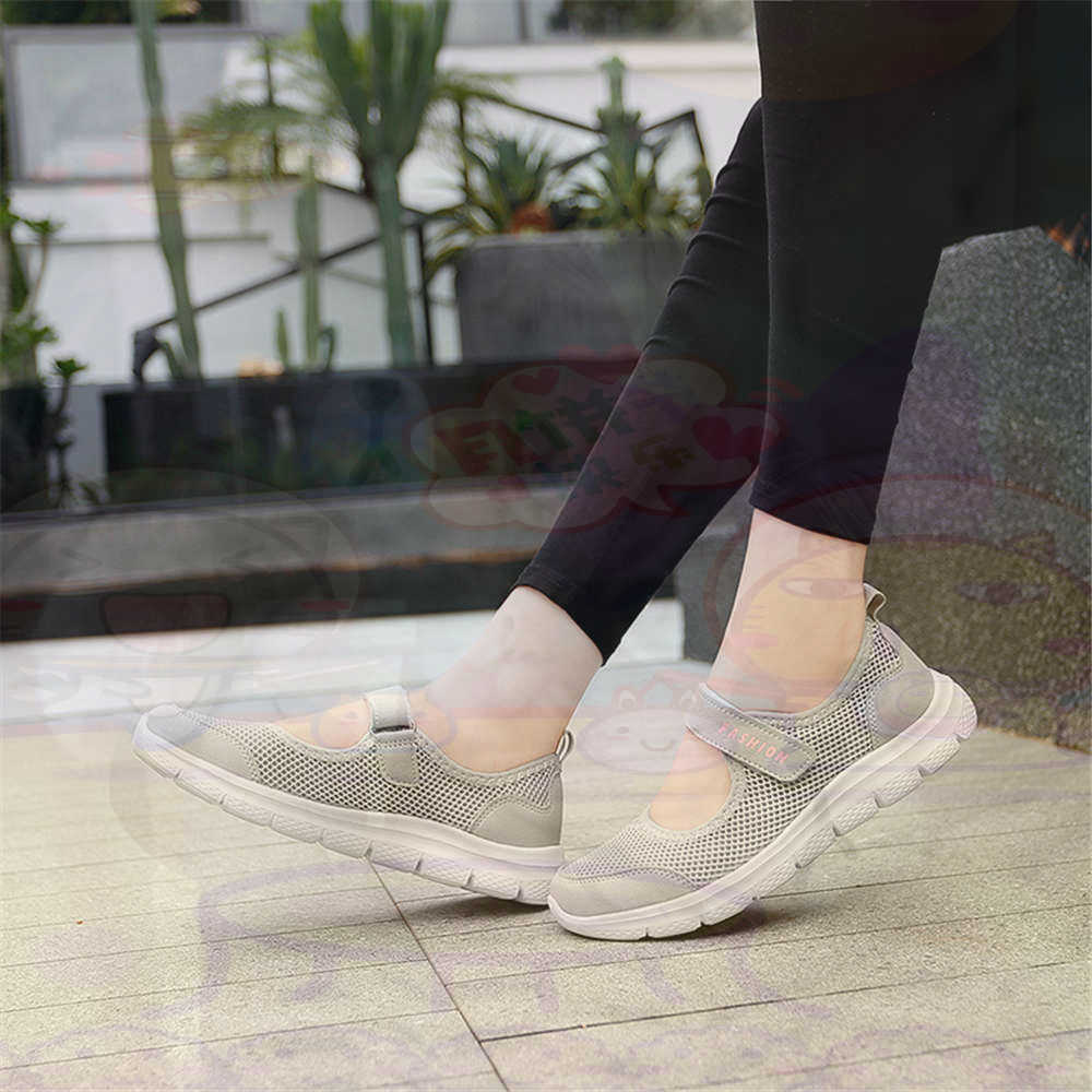 Luxury Lifestyle Grooming - Number 40 Net Womens Tennis Shoes