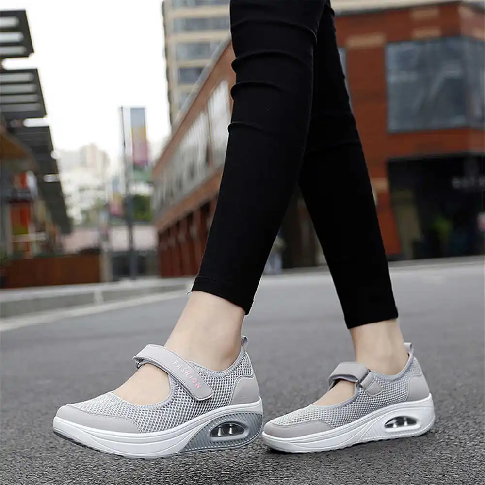 36-41 Demi-season Colored Snea - Luxury Lifestyle Grooming ulasan dan harga
